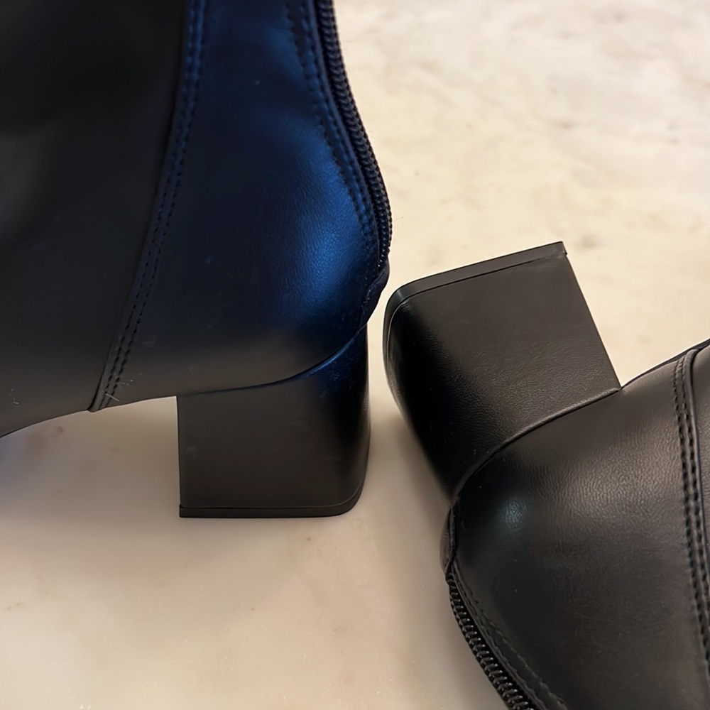 •GOODWILL• Black booties BRAND NEW w/o box - Picture 6 of 6